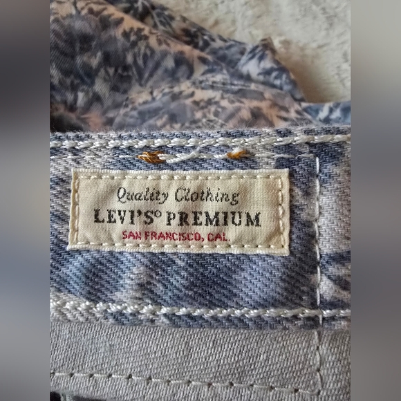 Levi's PREMIUM 501 Blue Floral Straight Leg Jeans Ankle Jeans 26 - Picture 7 of 9